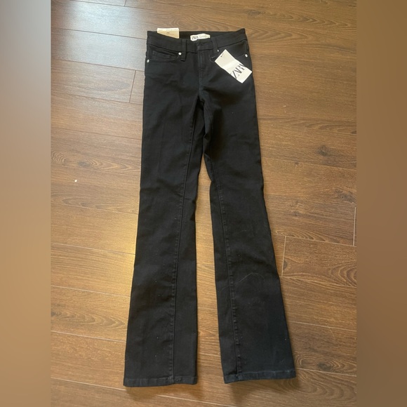 Zara jeans - Picture 3 of 5